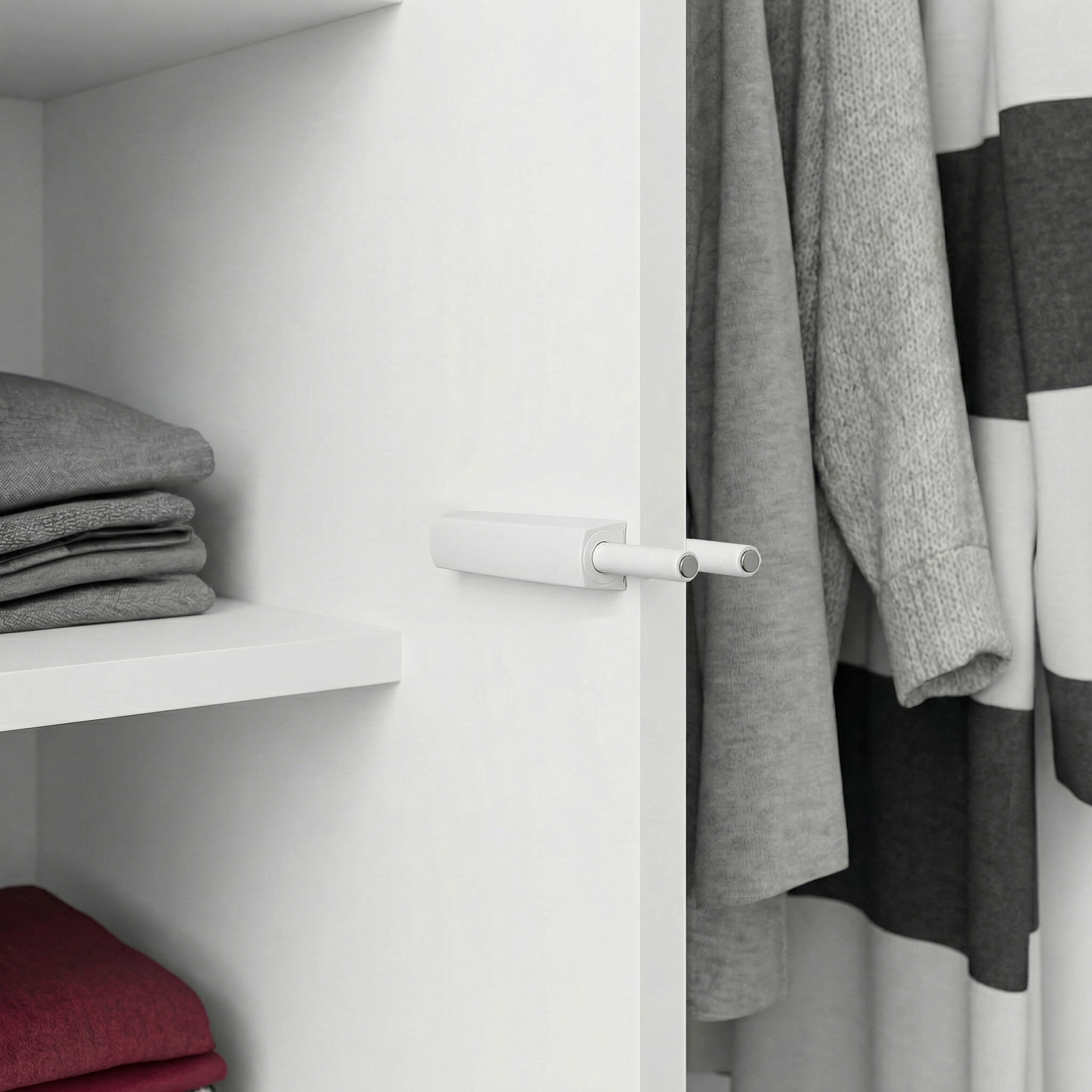 System TIP-ON na magnes w szafie CLASSIC 90 cm