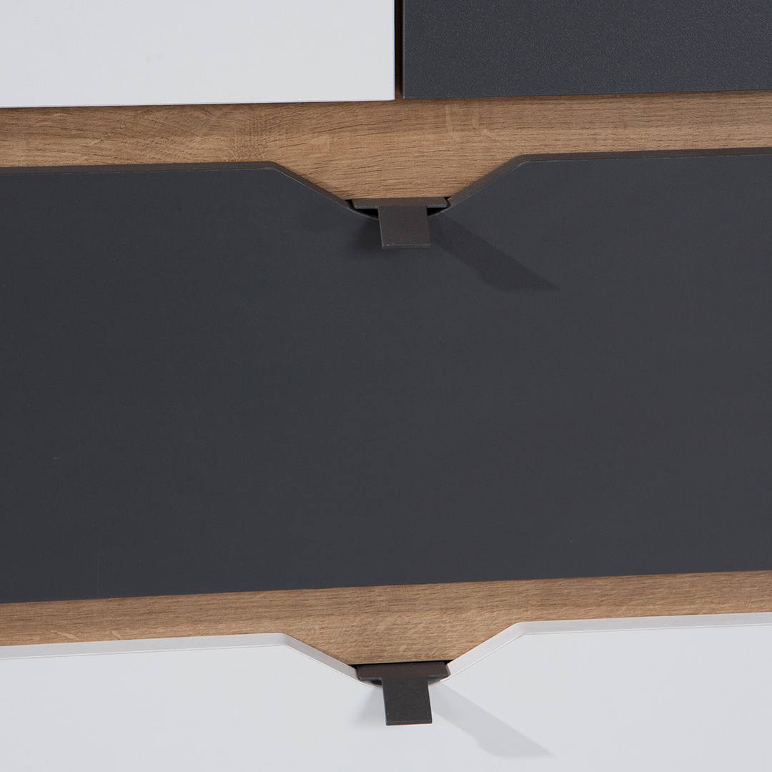 Komoda MORENO – metalowe uchwyty i trwałe wykończenie z krawędzią ABS